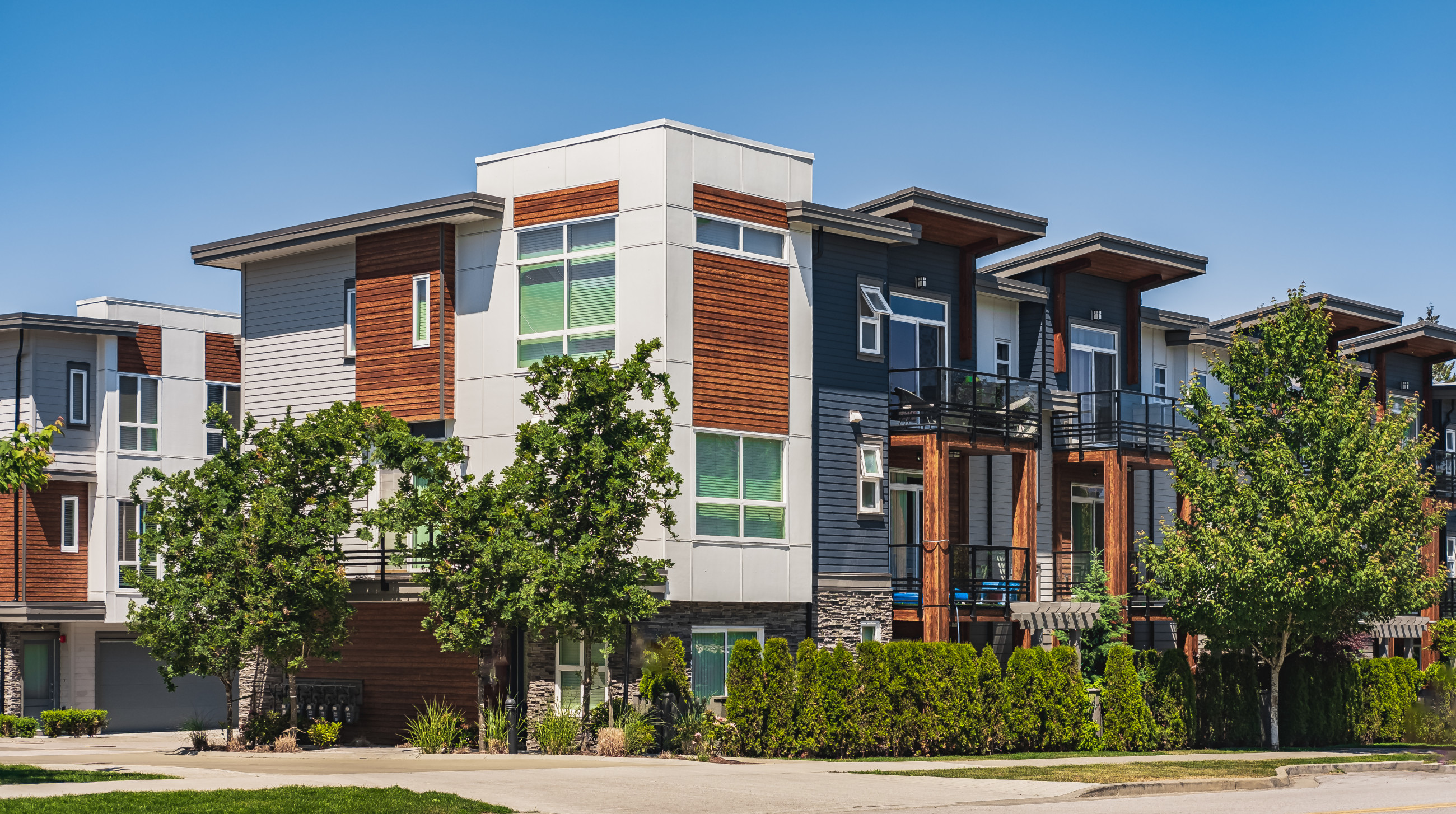 Townhouses fitted with Retrofit Double Glazed windows