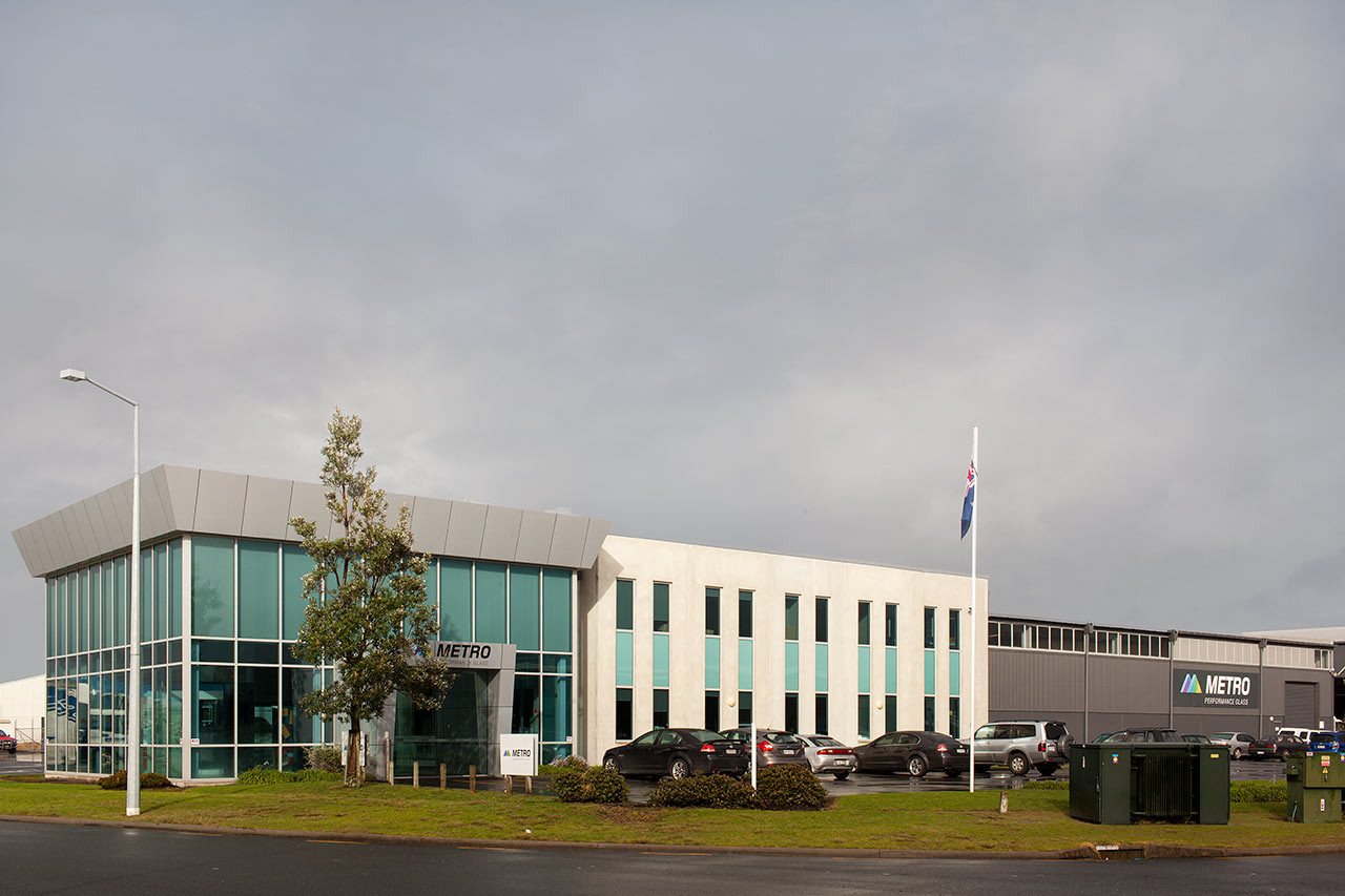 Mt Maunganui Metro Glass branch exterior